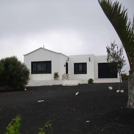 Villa Sleeps 4 Wifi *